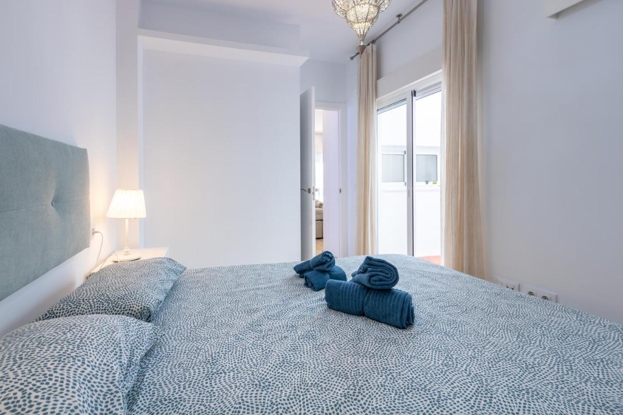 Charming 2 Bedroom Apartment Triana Bridge By Ocityzen Севілья Екстер'єр фото