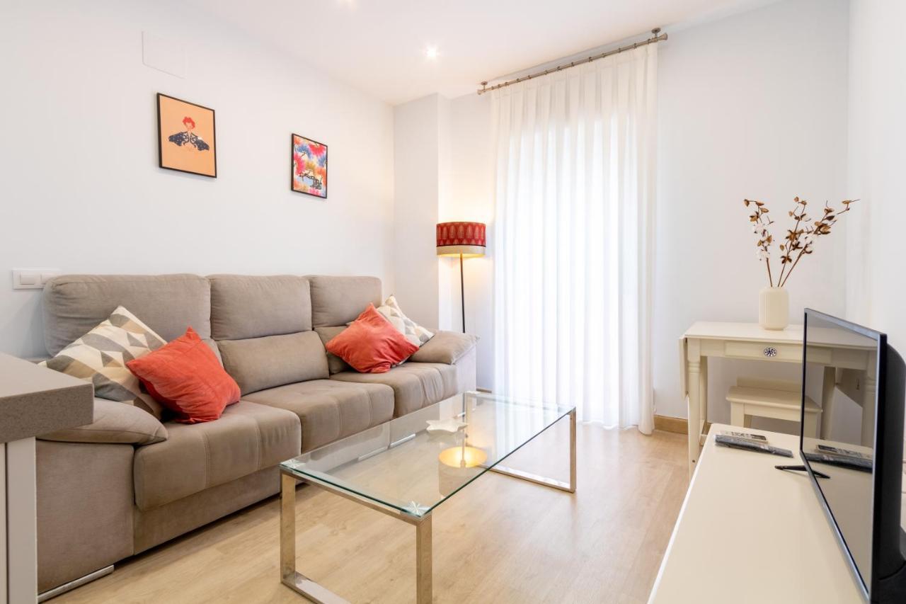 Charming 2 Bedroom Apartment Triana Bridge By Ocityzen Севілья Екстер'єр фото